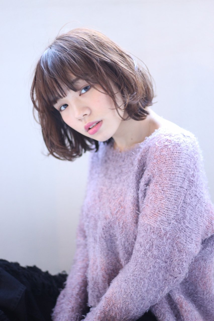 無造作ボブ柔らかラベンダーアッシュパーマ