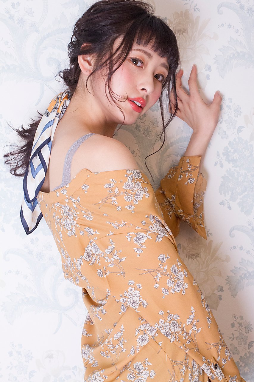 大人カジュアル女子にオススメ♪スカーフアレンジ＊Aco