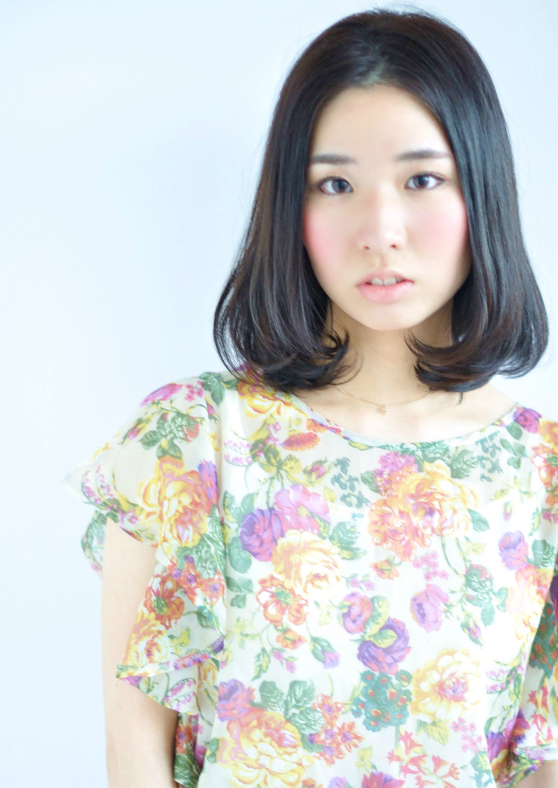【Velis】＊センターパートの大人かわいい黒髪セミディボブ＊