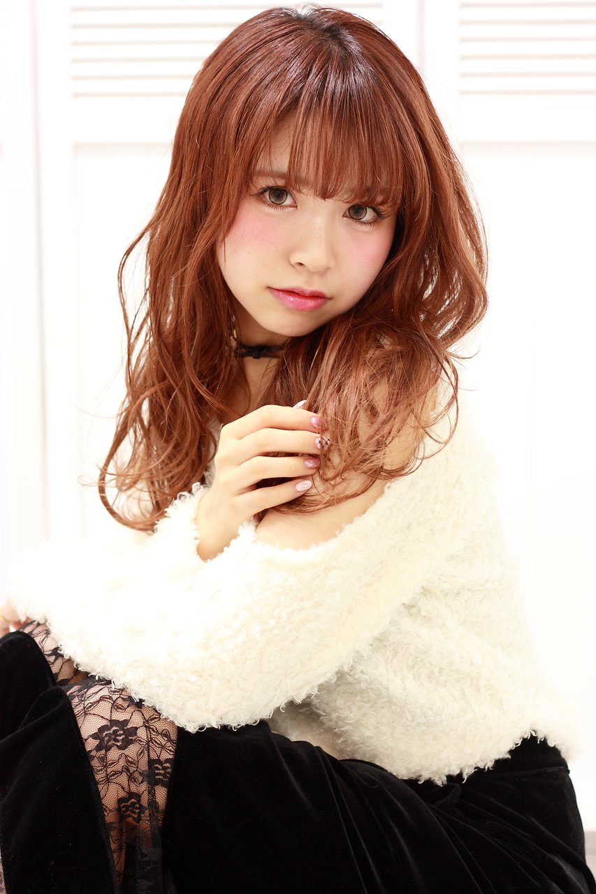 グロスカラー って知ってる 手触りのいい艶カラーで女子力をupさせちゃおう ホットペッパービューティーマガジン