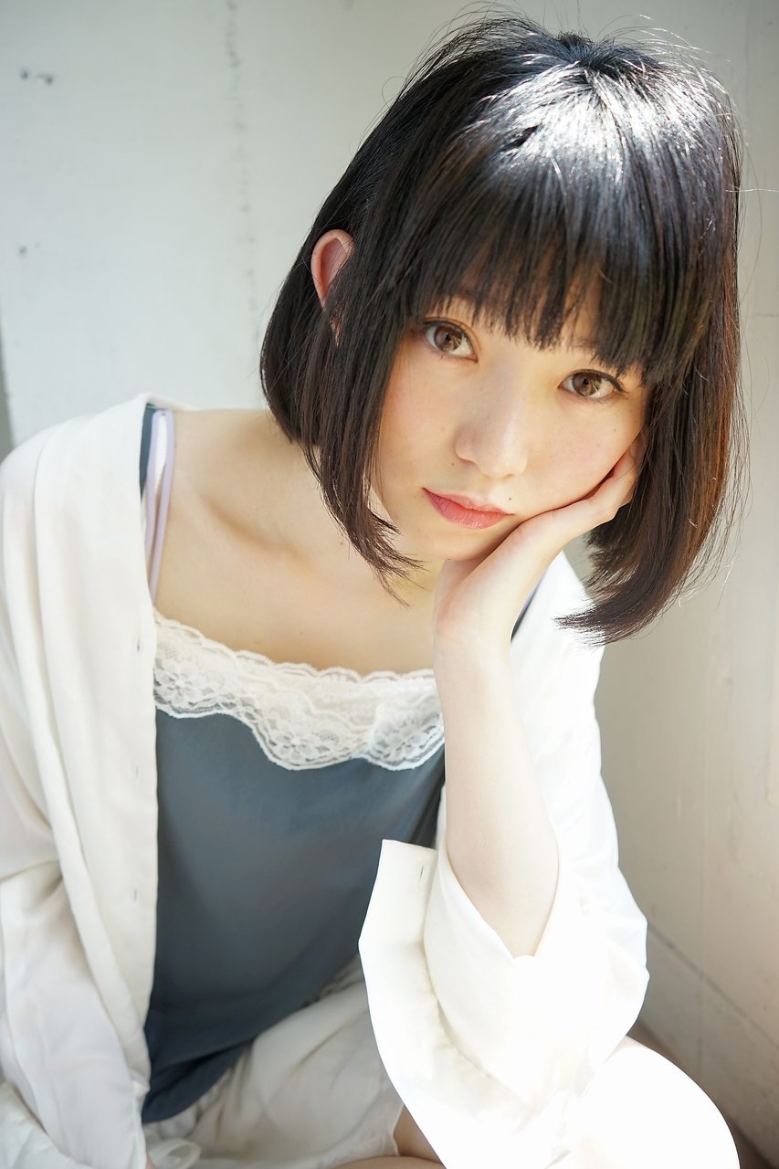 学生限定　シンプルなストレートボブだからこそパーマが必要
