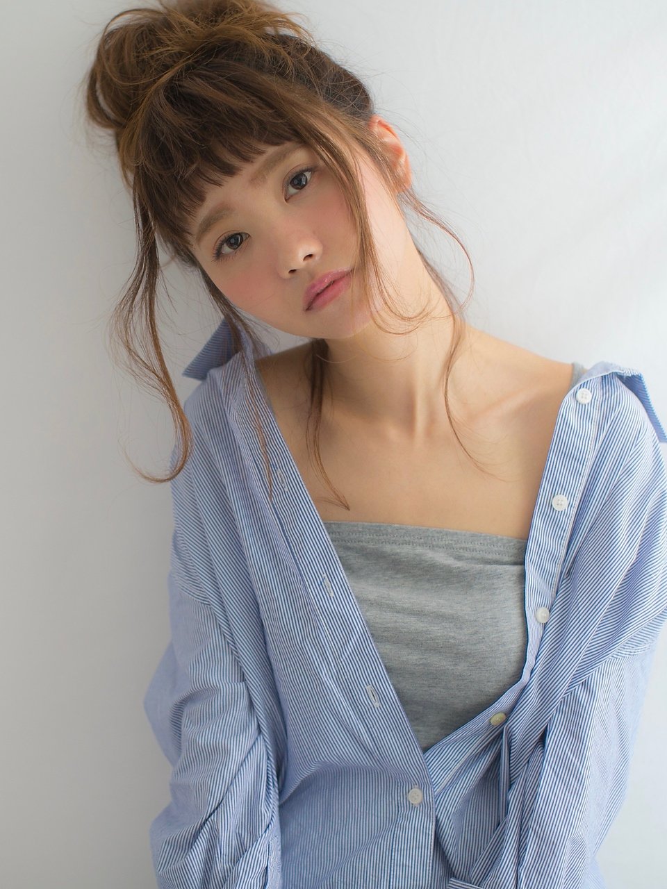 【ASTIER sakae】こなれたアレンジが可愛い◎お団子ヘア