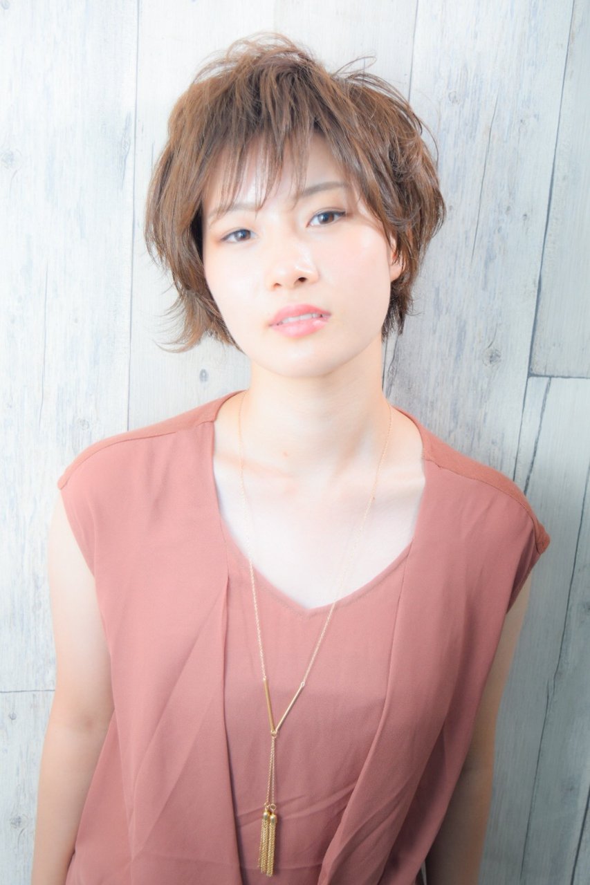 シースルーバング がかわいいヘアスタイル 透け感のある前髪でちょっぴりイメチェンしてみない ホットペッパービューティーマガジン
