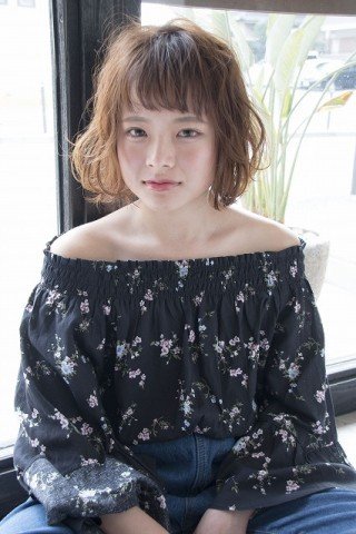 ルーズウェーブワイドバングボブ