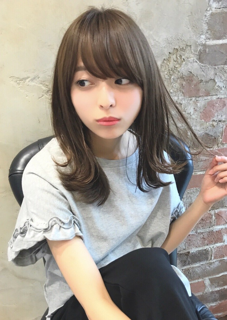切りっぱなしボブ！ハニーヘアフィッシュボーンエフォートレス