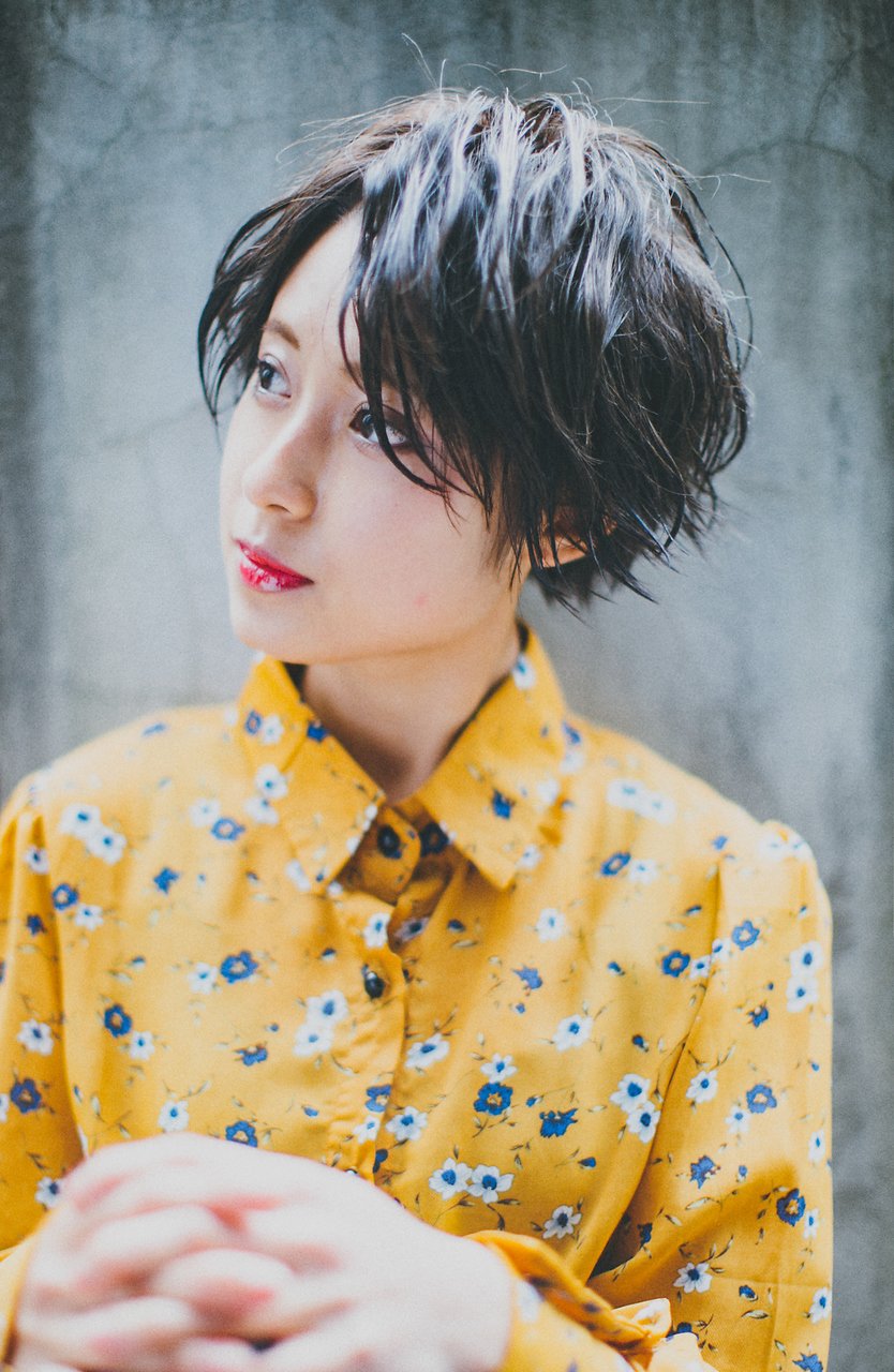 モノトーンアッシュ×美フォルムマニッシュショート