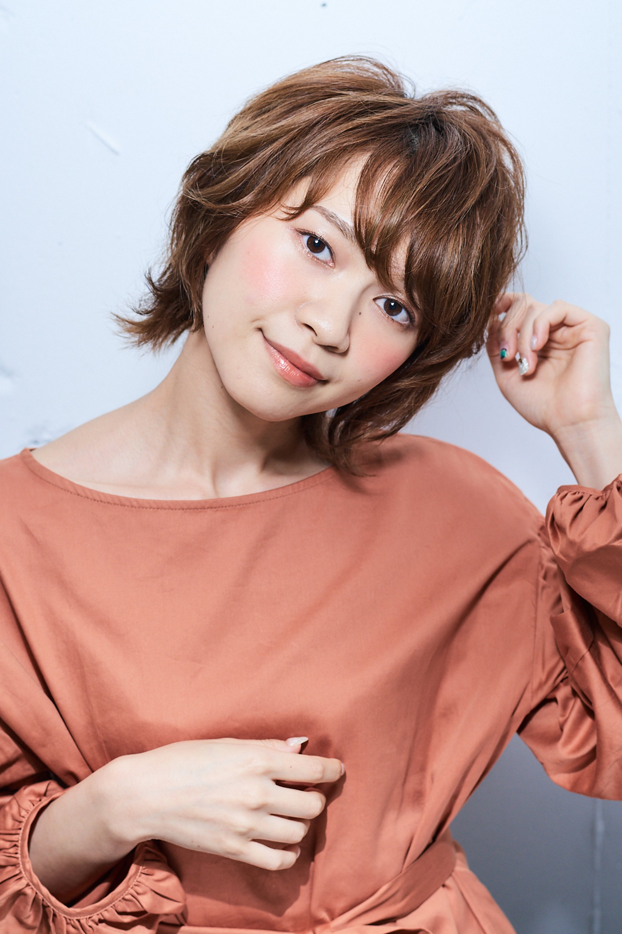 大人女子レイヤーショート