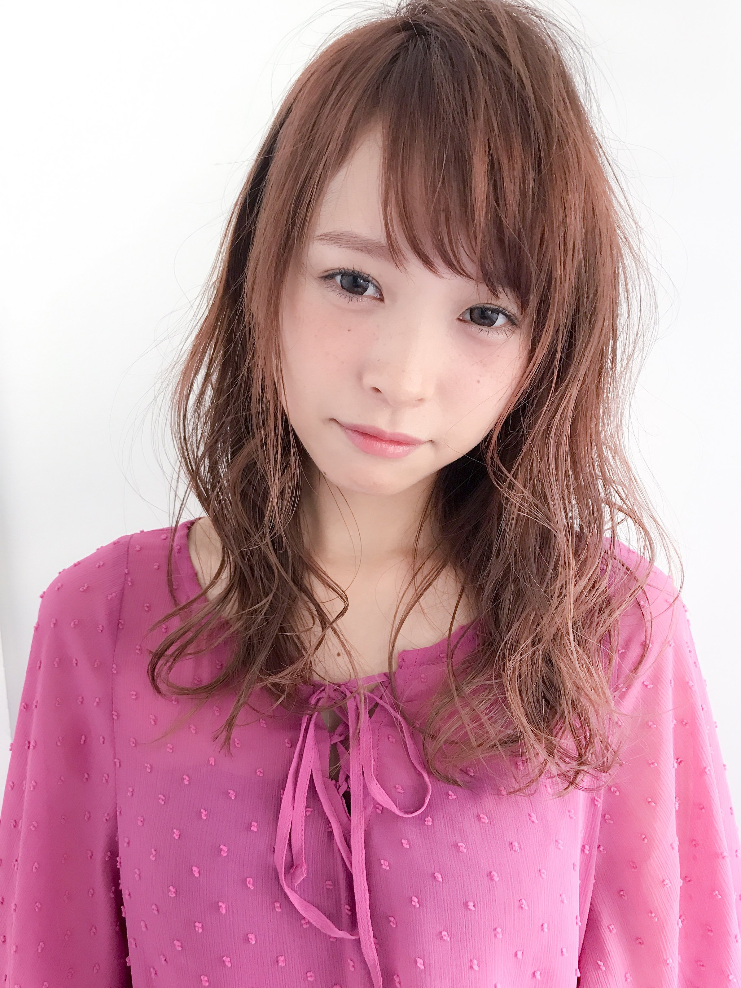 愛されゆるふわデジタルパーマフェミニンセミロング