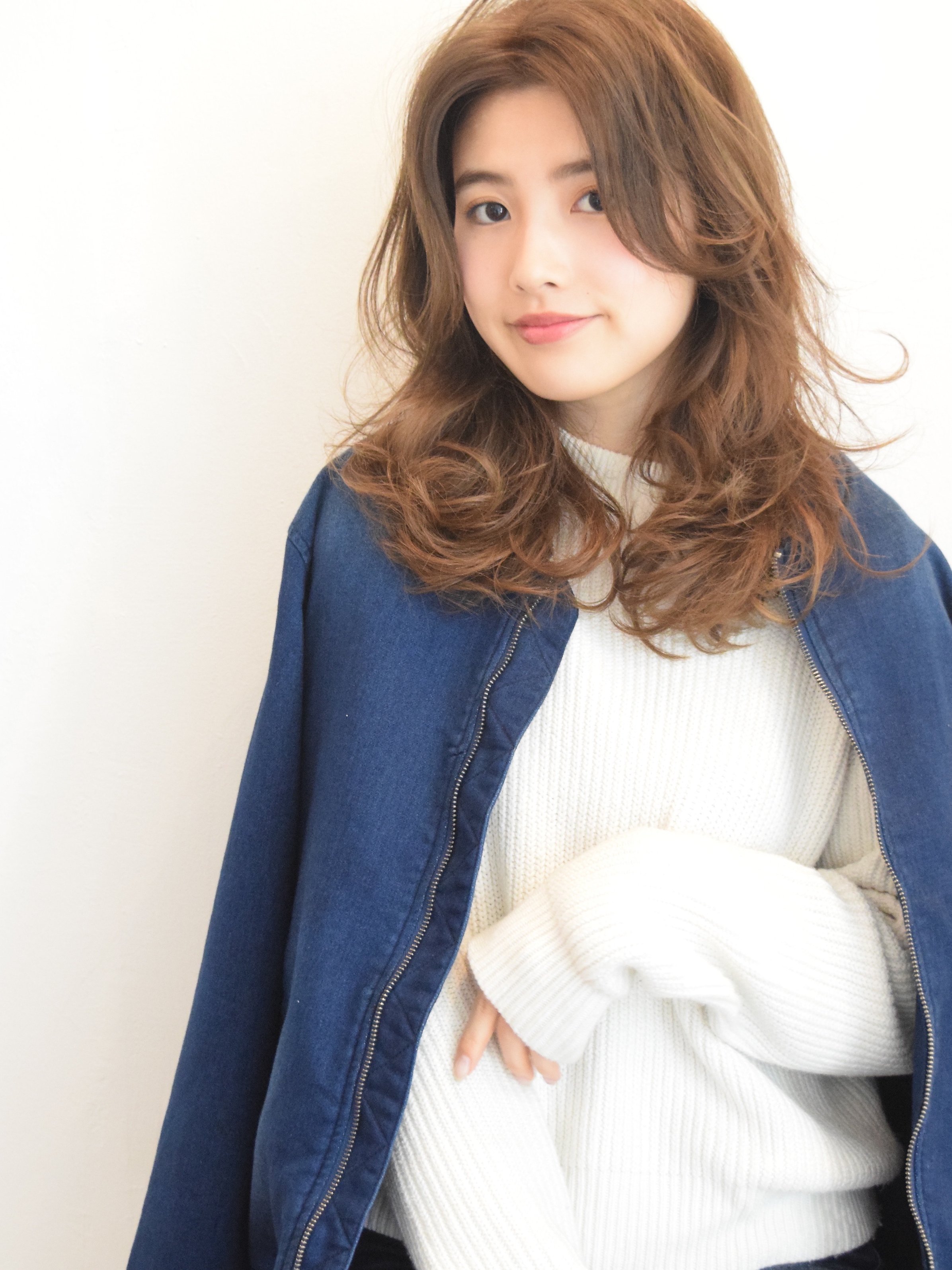 重めのゆるふわセミロング☆