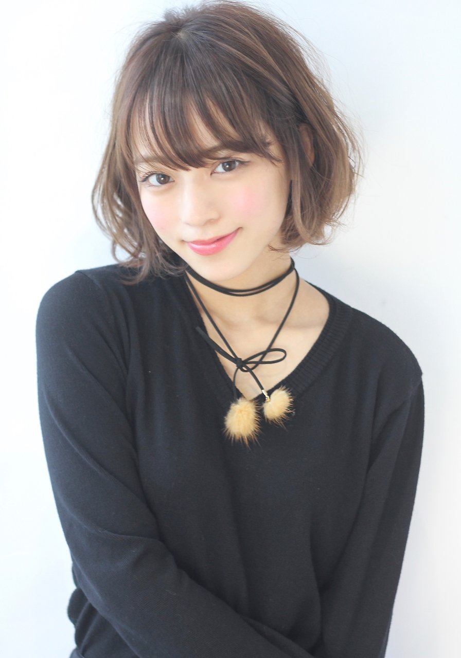 大人女子にオススメ　パーマボブヘアスタイル