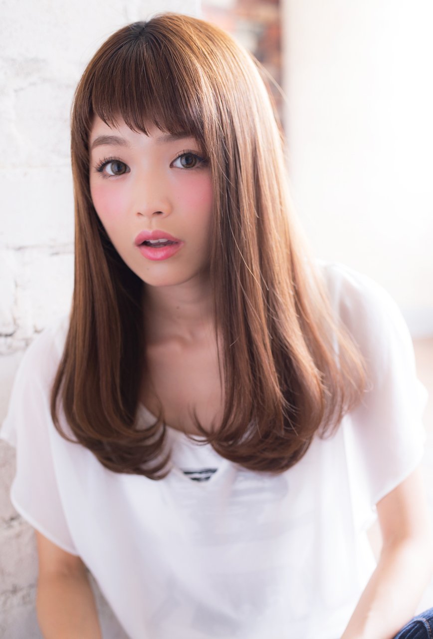 ストレートロングをキープしたいけど 飽きた女子必見 ロングのままイメチェンを叶えるポイントとは ホットペッパービューティーマガジン ストレートロングをキープしたいけど 飽きた女子必見 ロングのままイメチェンを叶えるポイントとは ホットペッパービューティーマガジン