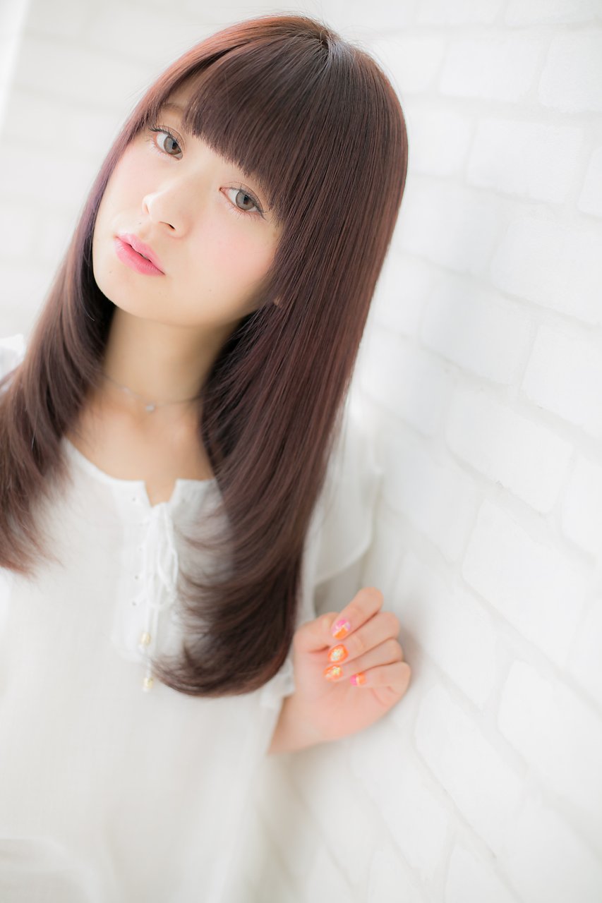 ストレートロングをキープしたいけど 飽きた女子必見 ロングのままイメチェンを叶えるポイントとは ホットペッパービューティーマガジン ストレートロングをキープしたいけど 飽きた女子必見 ロングのままイメチェンを叶えるポイントとは ホットペッパービューティーマガジン