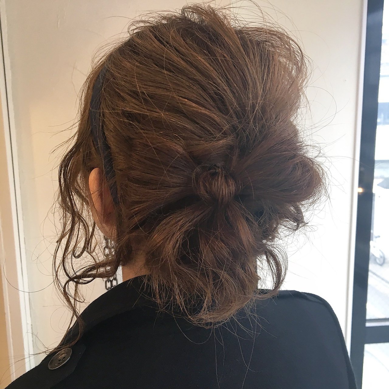 ノットヘアー で手軽に可愛く変身しちゃおう シンプルなのにこなれ感たっぷりの簡単ヘアアレンジ ホットペッパービューティーマガジン