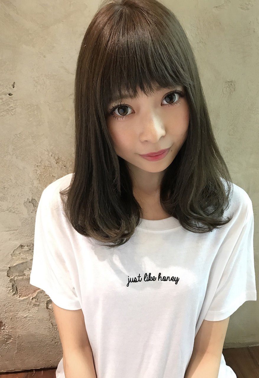 お人形さんみたいになりたい ドールバングで とびきりフェミニンなスタイルを叶えよう ホットペッパービューティーマガジン お人形さんみたいになりたい ドールバングで とびきりフェミニンなスタイルを叶えよう ホットペッパービューティーマガジン