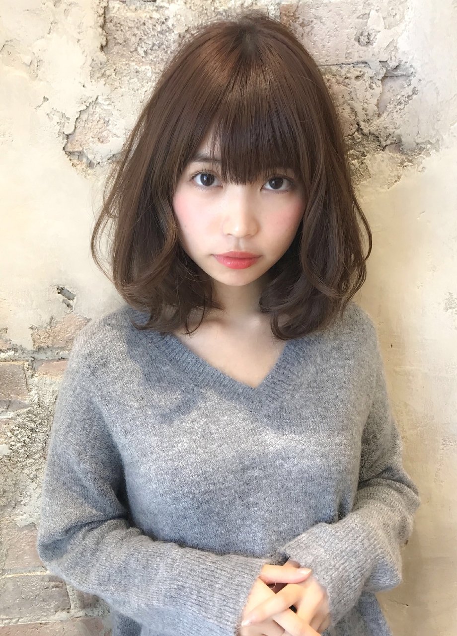 愛されミディアム ！ バレイヤージュ ロブ マーメイドアッシュ