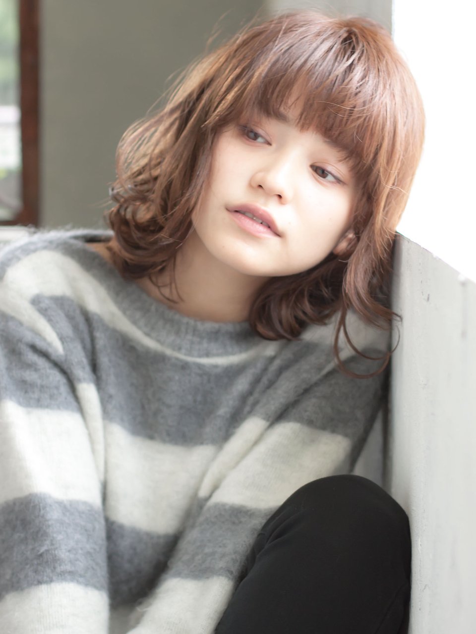 アンニュイなロブスタイルで大人お洒落