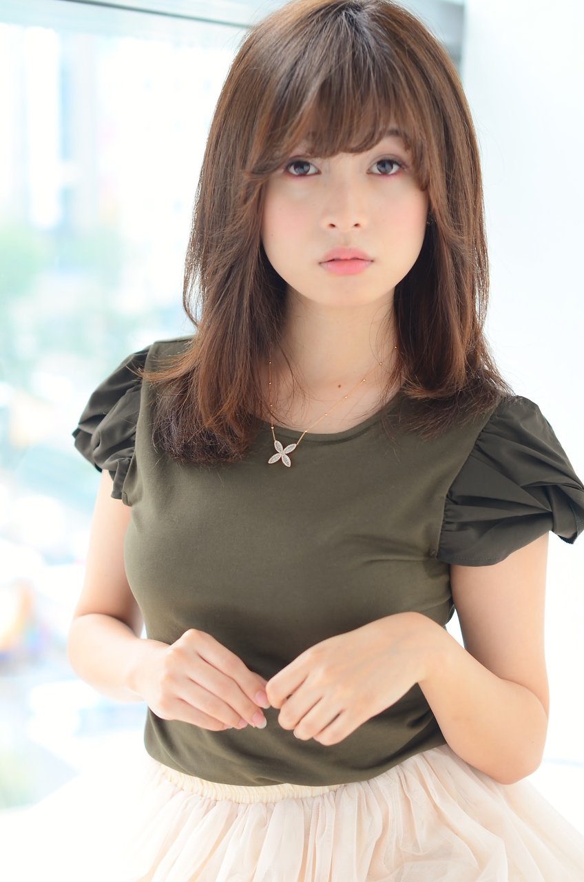 斜めバング☆ゴールドアッシュ抜け感ロブ