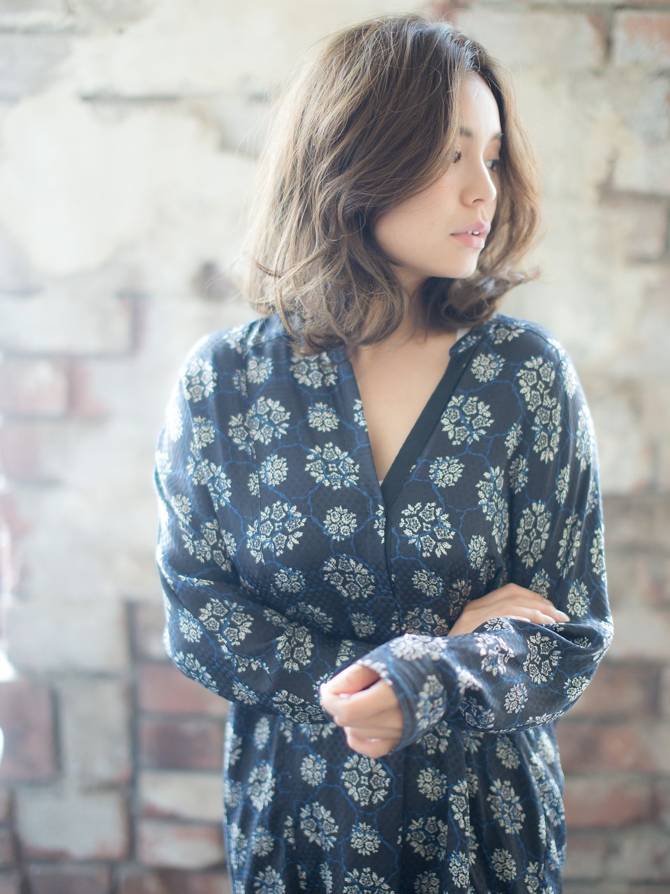 スモーキーベージュ　solea yuuki
