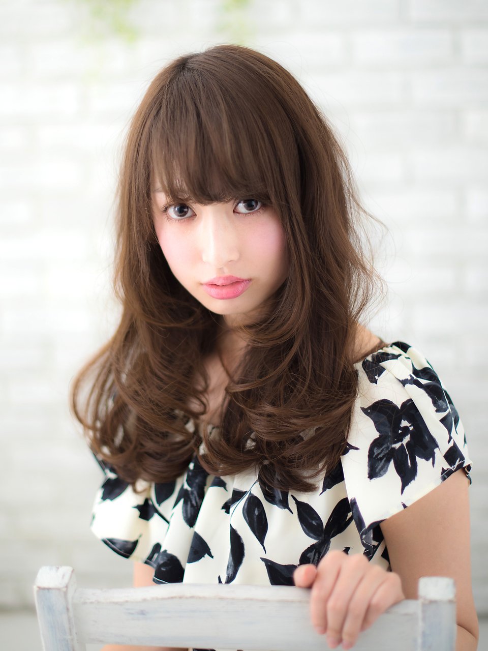お人形さんみたいになりたい ドールバングで とびきりフェミニンなスタイルを叶えよう ホットペッパービューティーマガジン お人形さんみたいになりたい ドールバングで とびきりフェミニンなスタイルを叶えよう ホットペッパービューティーマガジン