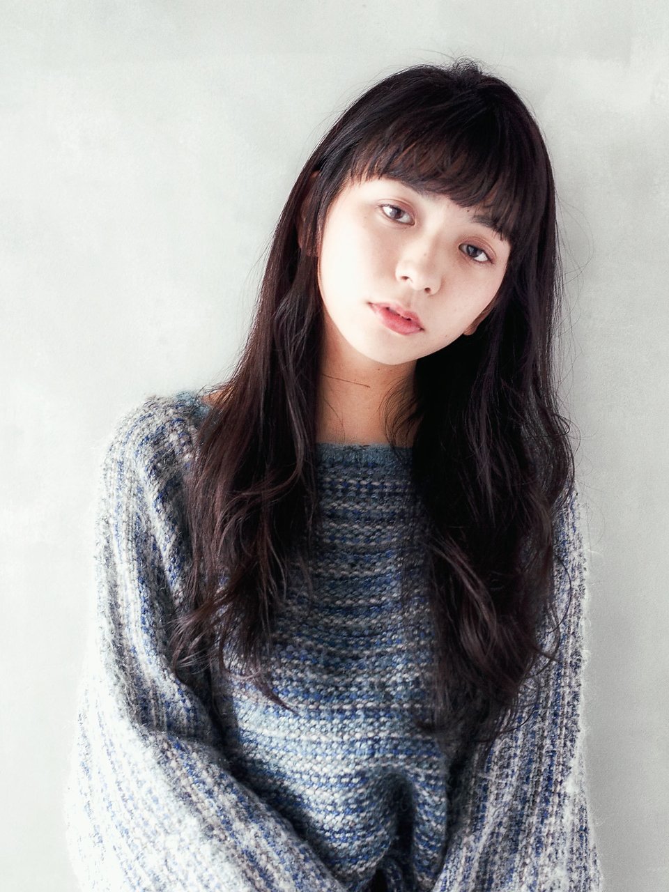 ウェーブ ロング でおしゃれ髪に 4種類の前髪で楽しむ大人かわいいヘアスタイル ホットペッパービューティーマガジン ウェーブ ロング でおしゃれ髪に 4種類の前髪で楽しむ大人かわいいヘアスタイル ホットペッパービューティーマガジン