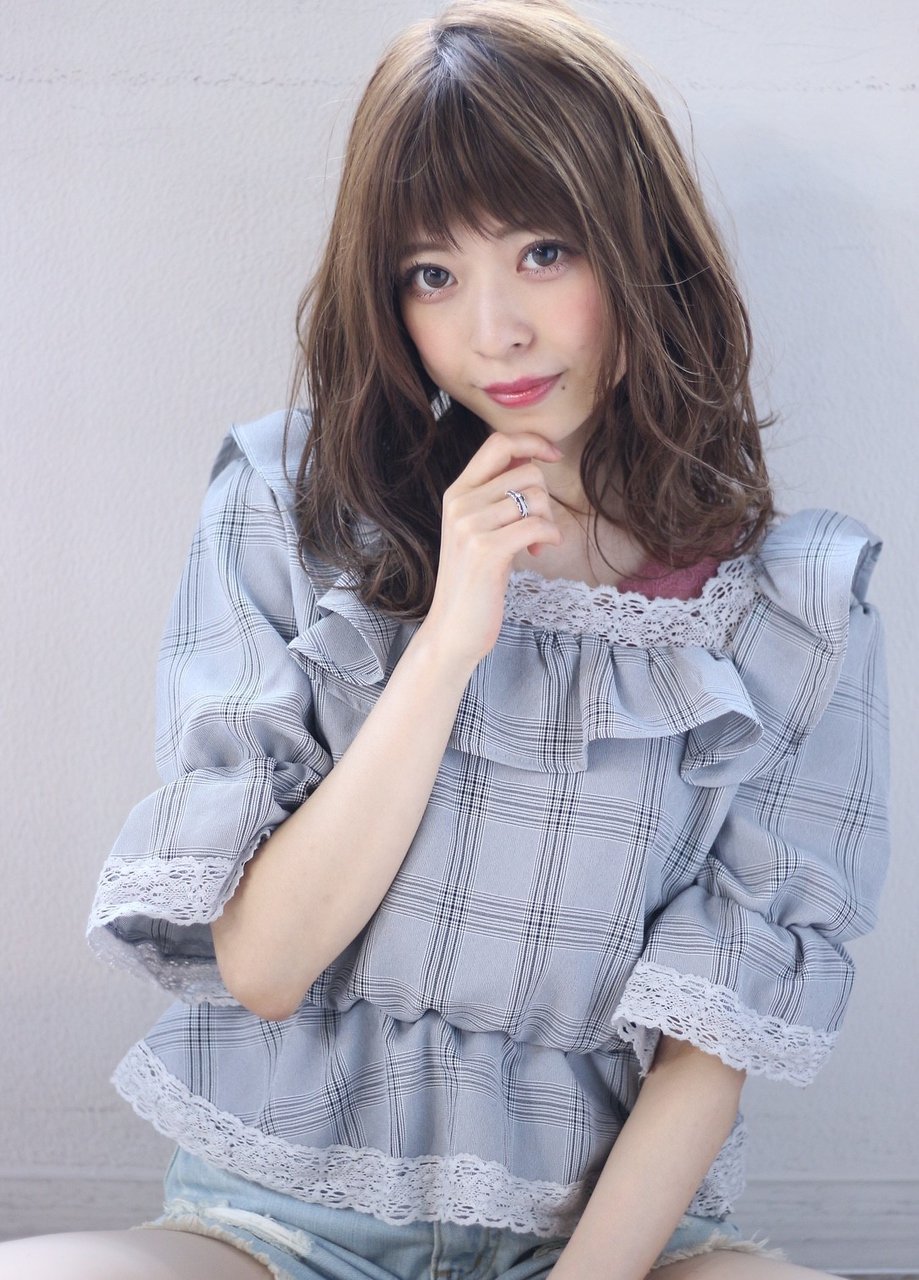 ゆるふわバレイヤージュ小顔セミミディ