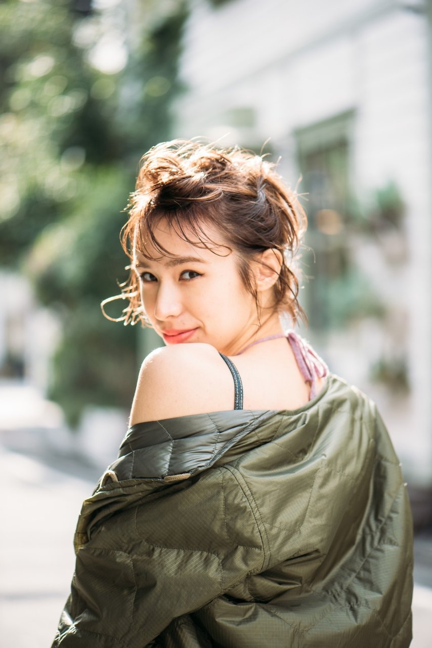 bibito ショートヘアアレンジ　ポンパドール風