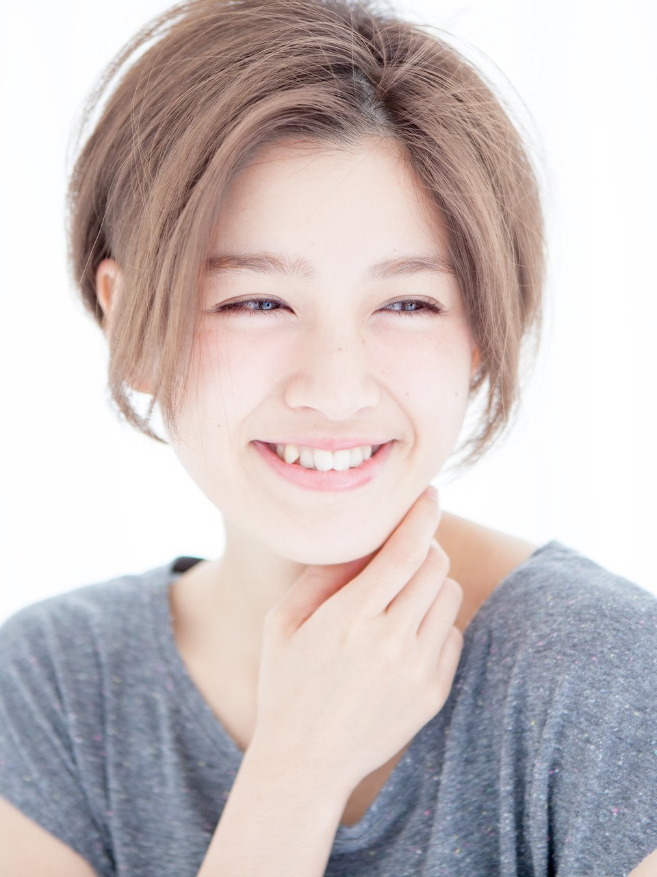 30代40代50代からのミセスエレガンス大人前下がりボブショート