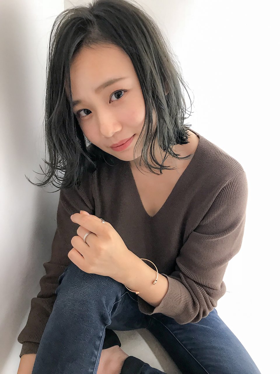 21年 切りっぱなし ミディアムの重軽ニュアンスヘアでおしゃれに変身 ホットペッパービューティーマガジン 21年 切りっぱなし ミディアムの重軽ニュアンスヘアでおしゃれに変身 ホットペッパービューティーマガジン