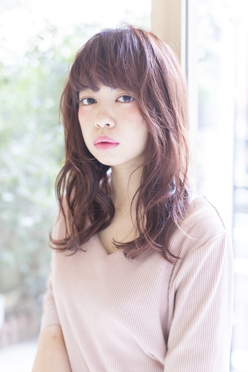 ピンクアッシュが今っぽカラー 明るさ レングス別おすすめヘアスタイルとアレンジ大特集 ホットペッパービューティーマガジン