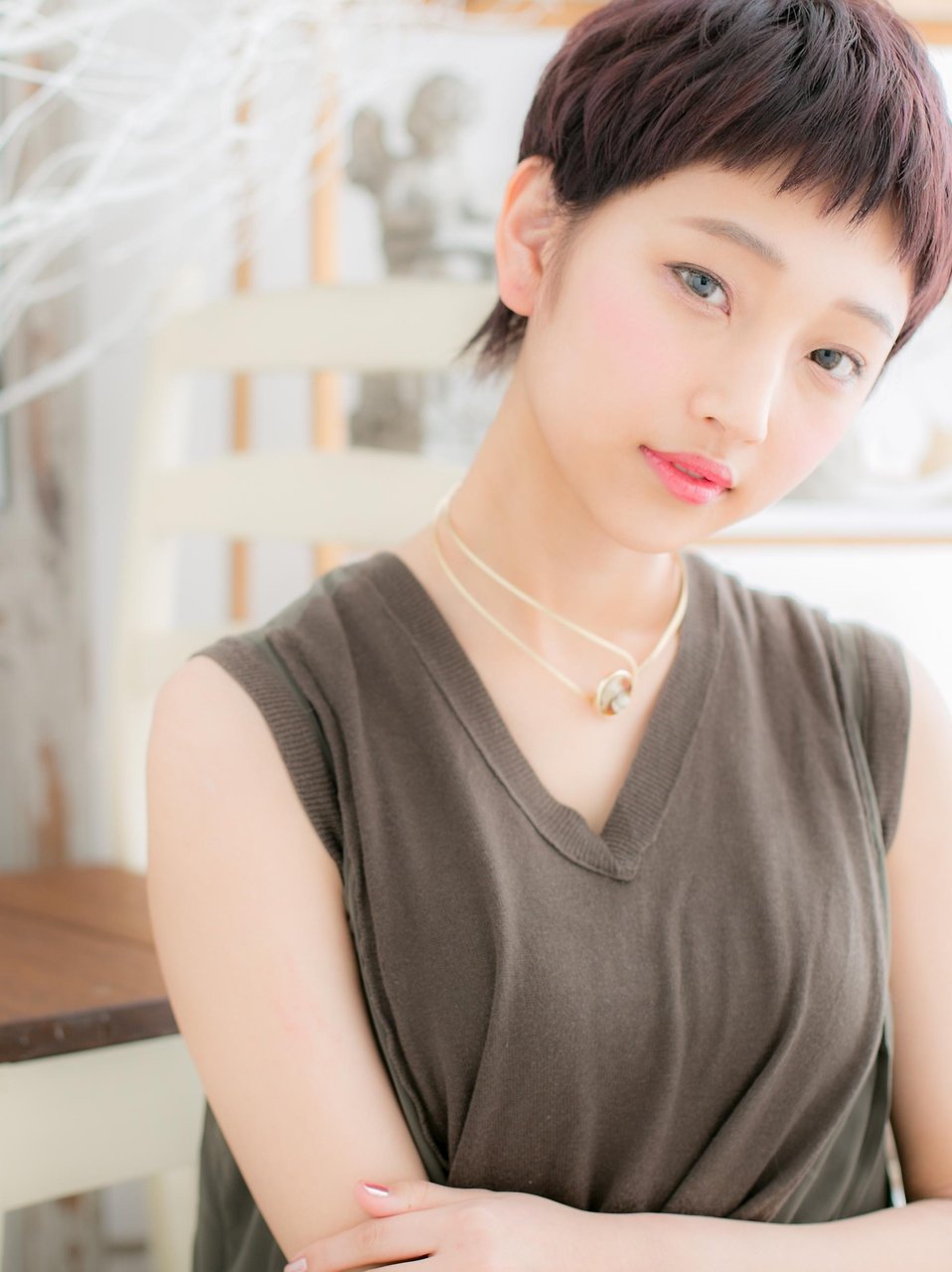 【表情クールに…大人かわいいスマートショート】