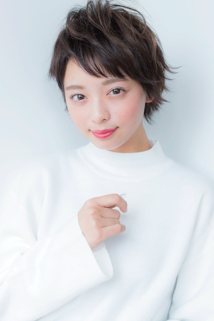 洗練された大人かわいい×耳かけショートbyYUSHI