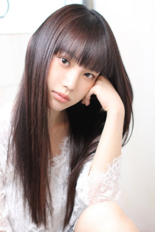 19 春 ロングヘアの髪型決定版 シースルーバングなど前髪別ヘアスタイルも紹介 ホットペッパービューティーマガジン