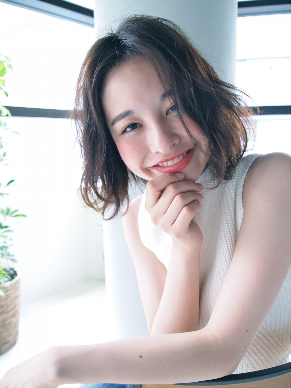 大人可愛い愛されヘア◇小顔に見せる前下がりボブクセ感パーマ◇
