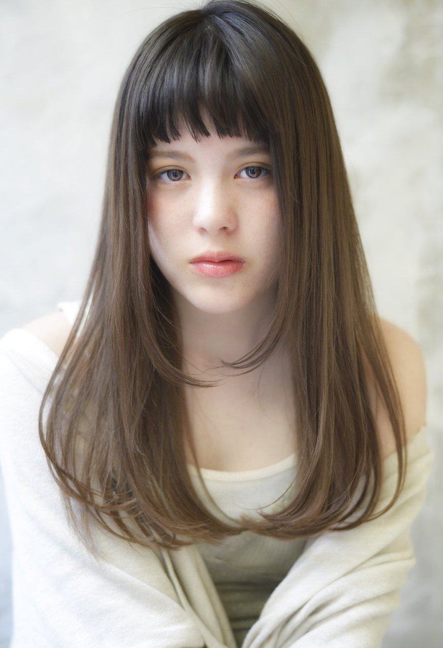 ストレートからパーマまでロングヘアカタログ決定版 長さは変えずにイメチェンしてみよう ホットペッパービューティーマガジン ストレートからパーマまでロングヘアカタログ決定版 長さは変えずにイメチェンしてみよう ホットペッパービューティーマガジン