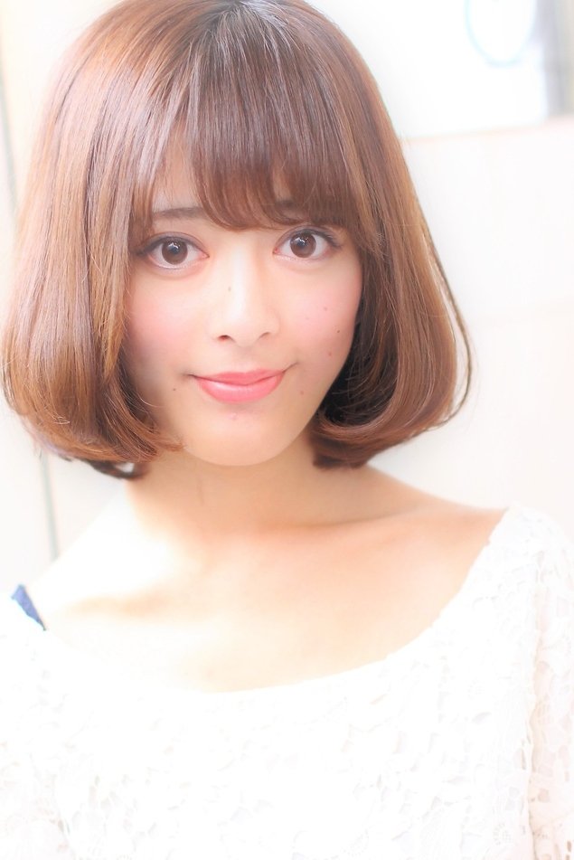 30代 40代の大人女子は新年度こそ ショートボブ バッサリ切って時短 若返り ホットペッパービューティーマガジン 30代 40代の大人女子は新年度こそ ショートボブ バッサリ切って時短 若返り ホットペッパービューティーマガジン
