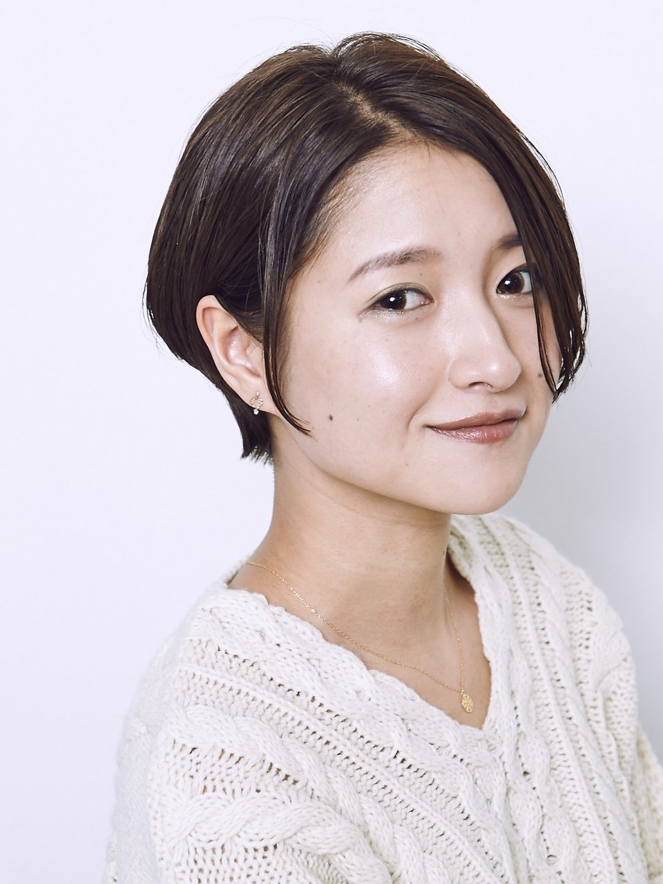 30代 40代の大人女子は新年度こそ ショートボブ バッサリ切って時短 若返り ホットペッパービューティーマガジン 30代 40代の大人女子は新年度こそ ショートボブ バッサリ切って時短 若返り ホットペッパービューティーマガジン