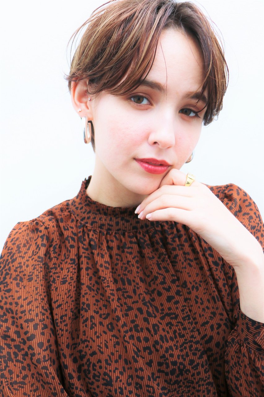 私だってショートにしたい 面長さんがおさえるべき 4つのヘアポイント ホットペッパービューティーマガジン