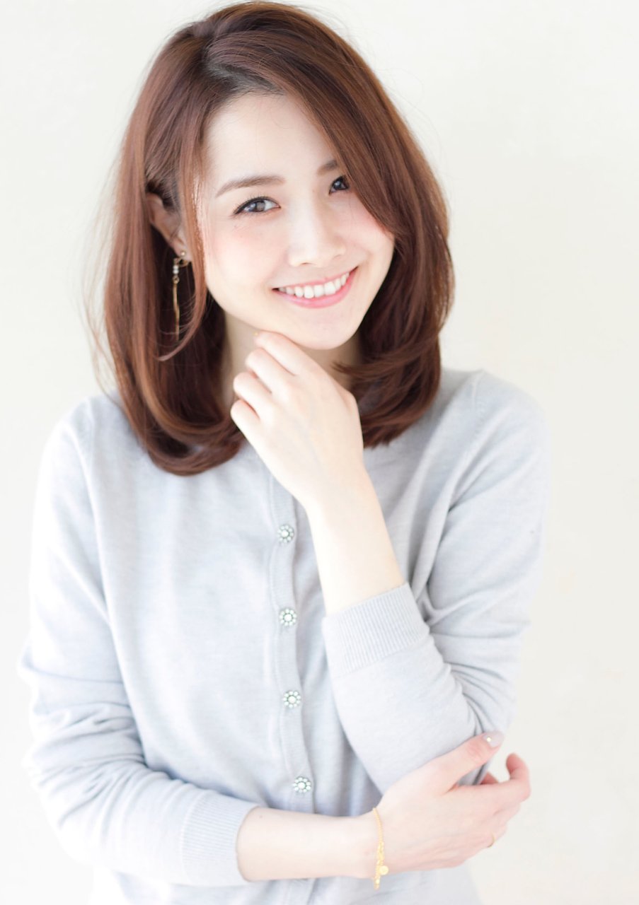 大人かわいいとろみワンカールのエフォートレスミディアム