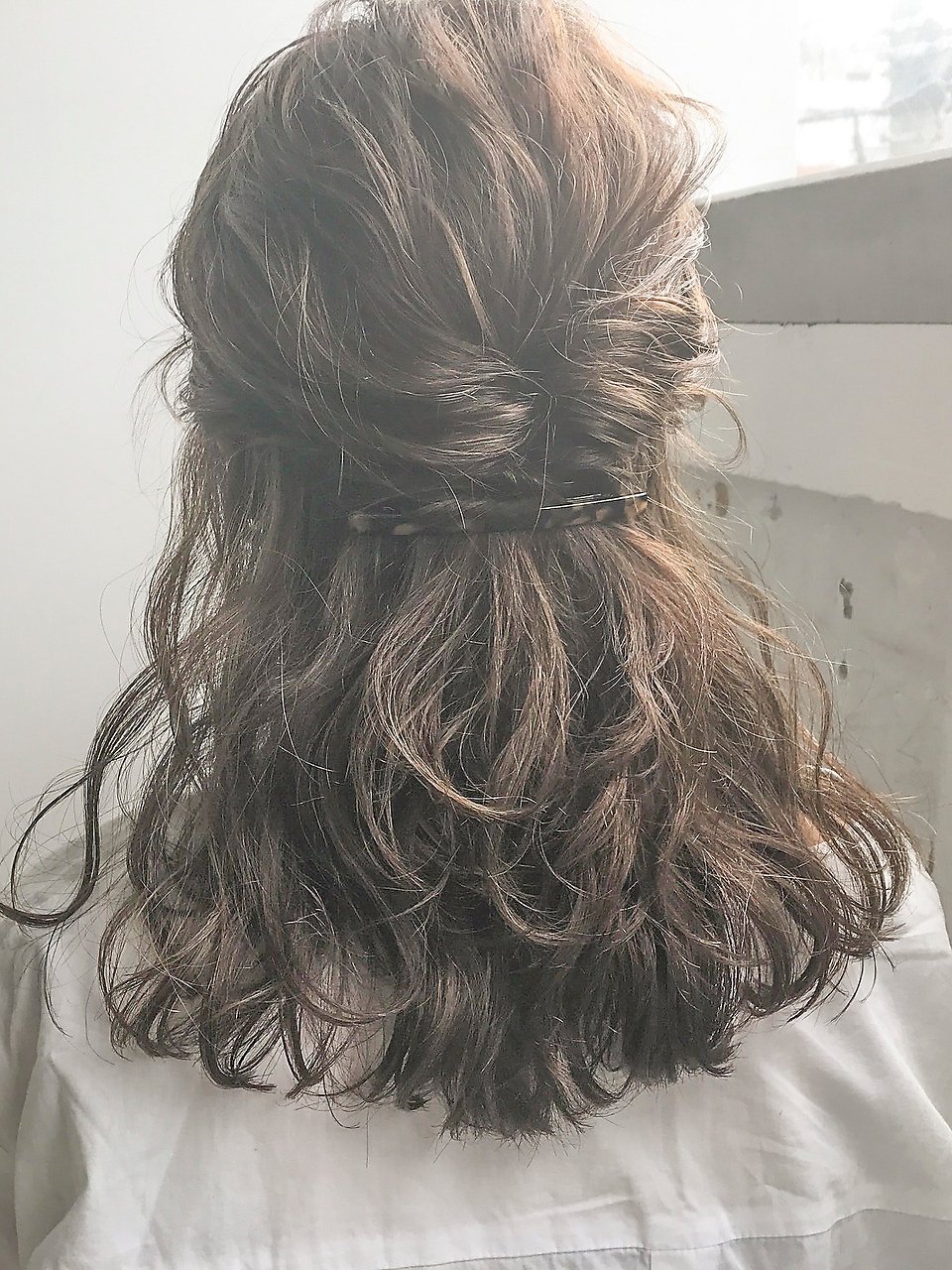 プロのヘアメイク直伝 髪が多い人の対処法 おすすめヘアスタイル アレンジまとめ ホットペッパービューティーマガジン プロのヘアメイク直伝 髪が多い人の対処法 おすすめヘアスタイル アレンジまとめ ホットペッパービューティーマガジン