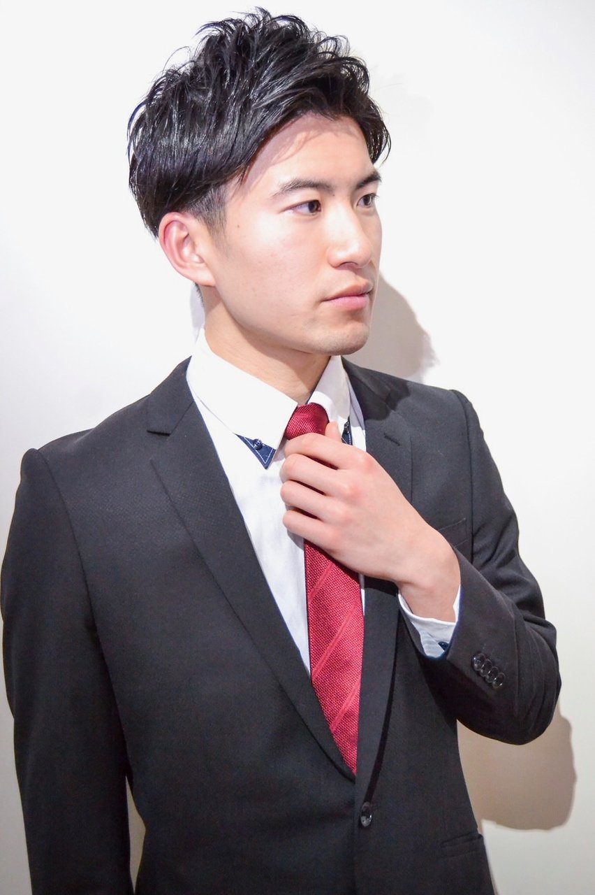 社会人メンズにおすすめのビジネスヘア特集 スーツに似合う髪型で第一印象up ホットペッパービューティーマガジン 社会人メンズにおすすめのビジネスヘア特集 スーツに似合う髪型で第一印象up ホットペッパービューティーマガジン