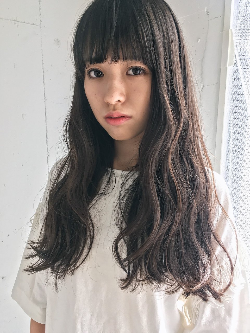 学生限定　暗髪にぴったりな「縦落ちスパイラル」