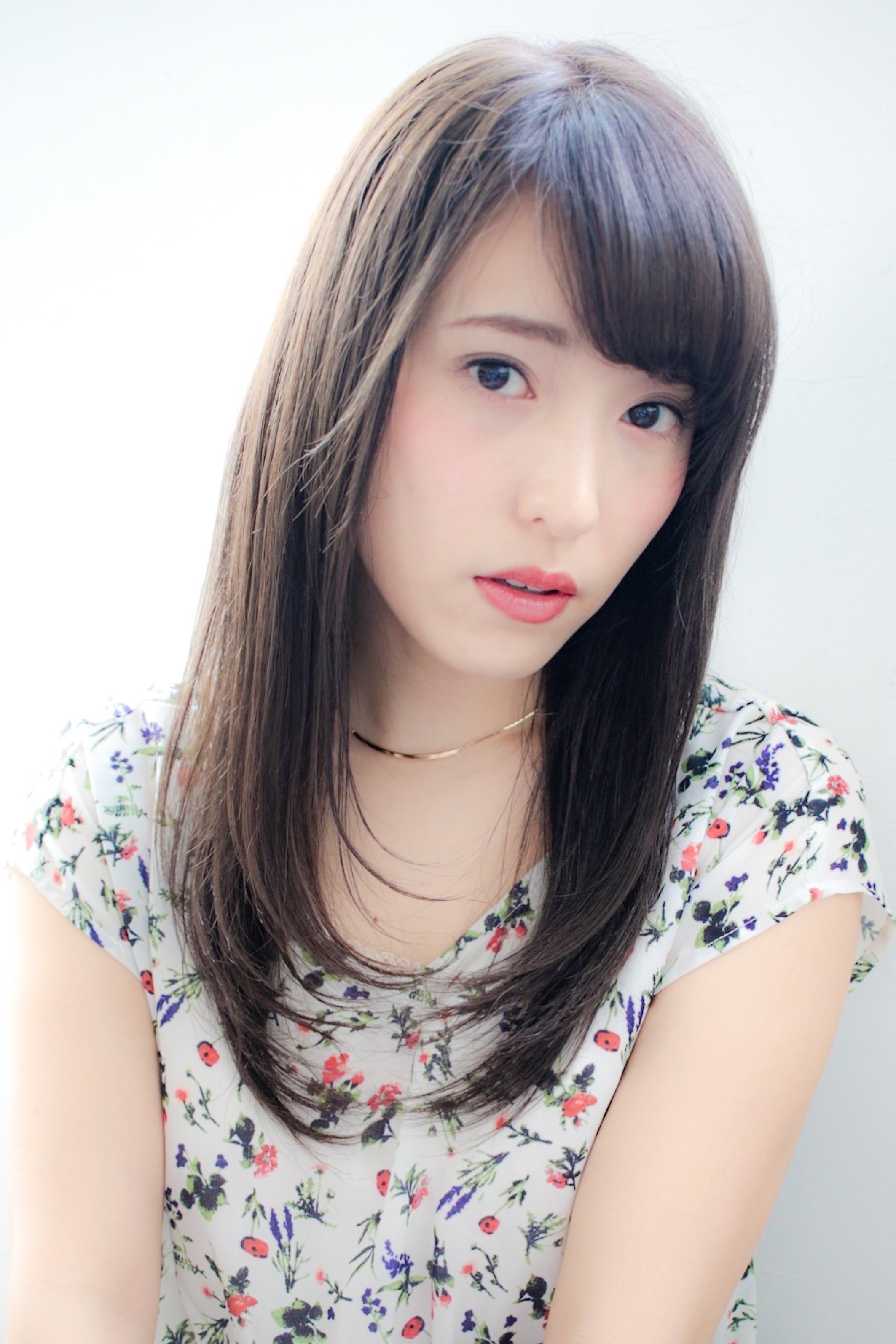 エフォートレス黒髮ストレート