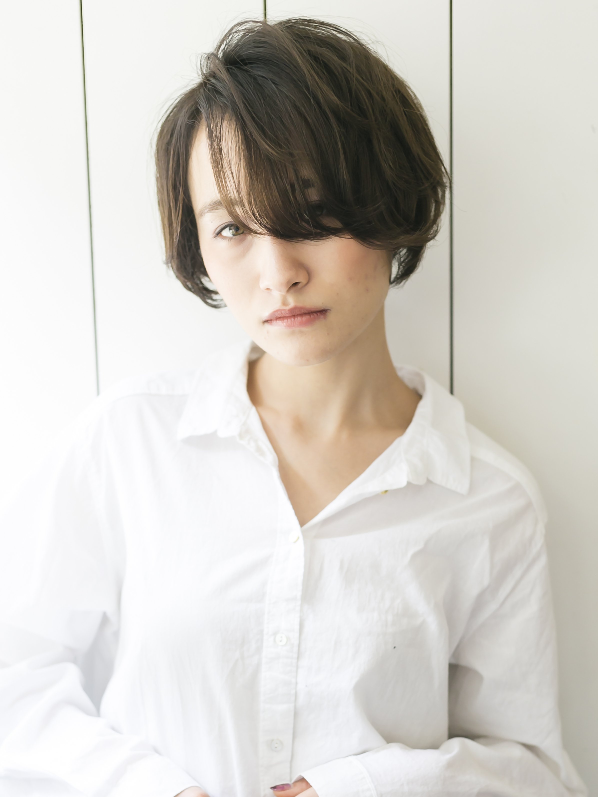 長め前髪の色っぽショート