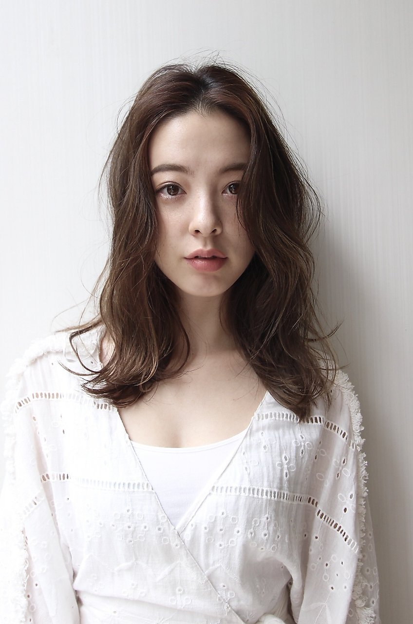 大人って楽しい 30代だから似合う髪型 で 魅せる大人スタイルへシフトしよう ホットペッパービューティーマガジン 大人って楽しい 30代だから似合う髪型 で 魅せる大人スタイルへシフトしよう ホットペッパービューティーマガジン