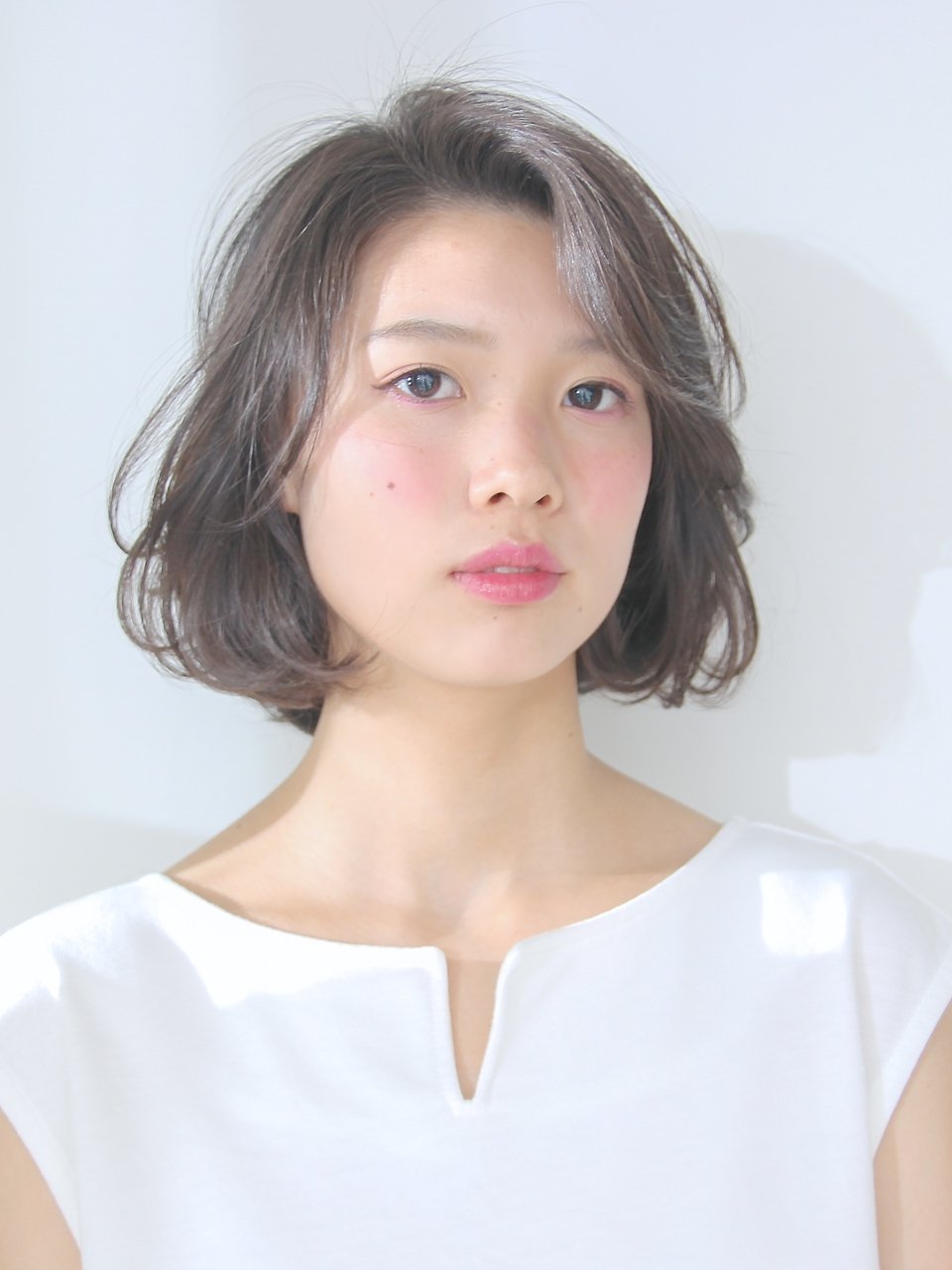 女優風！かきあげバングの大人ボブ