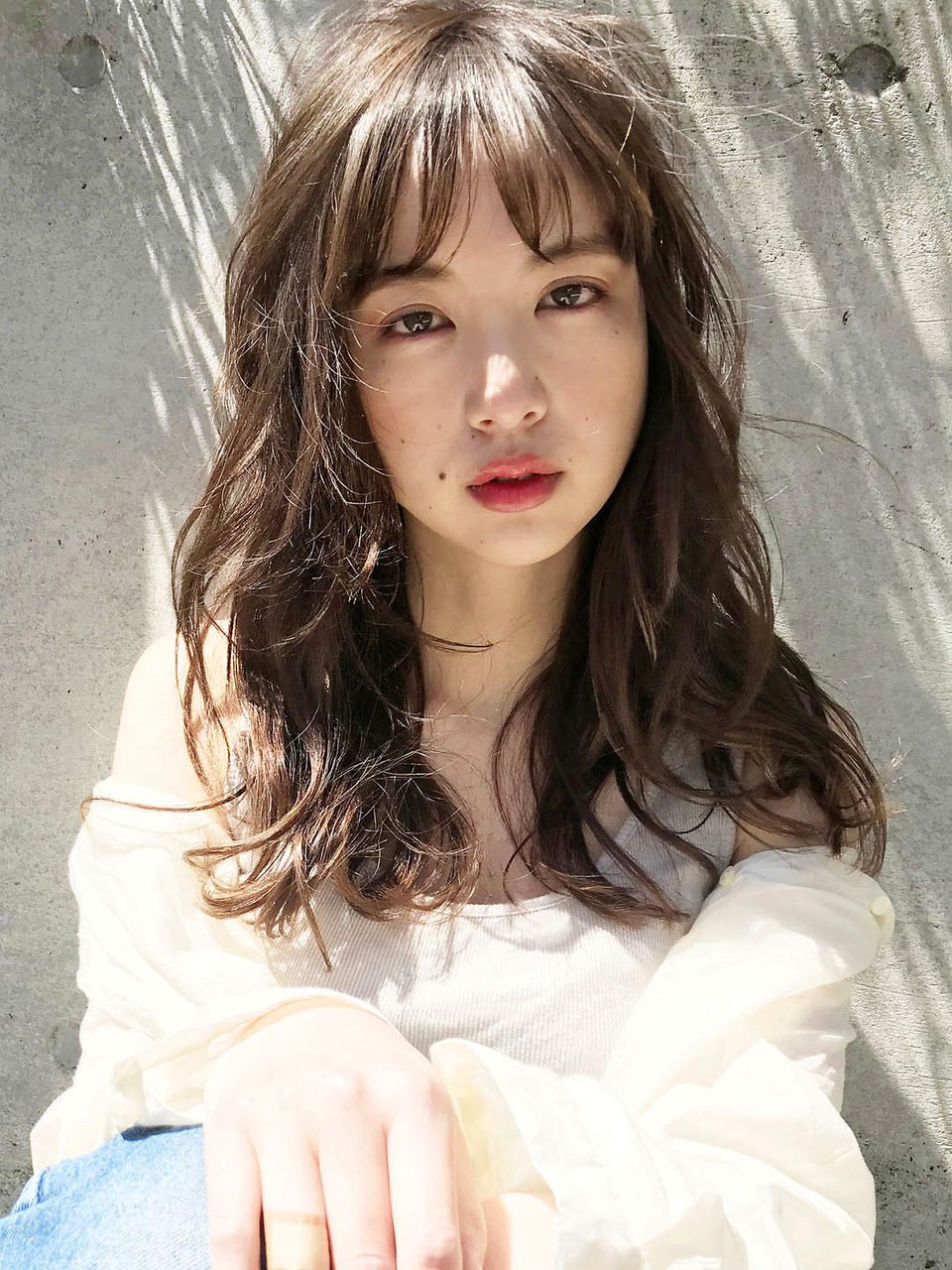 小顔も後ろ美人見えも叶うレイヤーカット 振り向かせたいモテフェミニンスタイル大特集 ホットペッパービューティーマガジン 小顔も後ろ美人見えも叶うレイヤーカット 振り向かせたいモテフェミニンスタイル大特集 ホットペッパービューティーマガジン