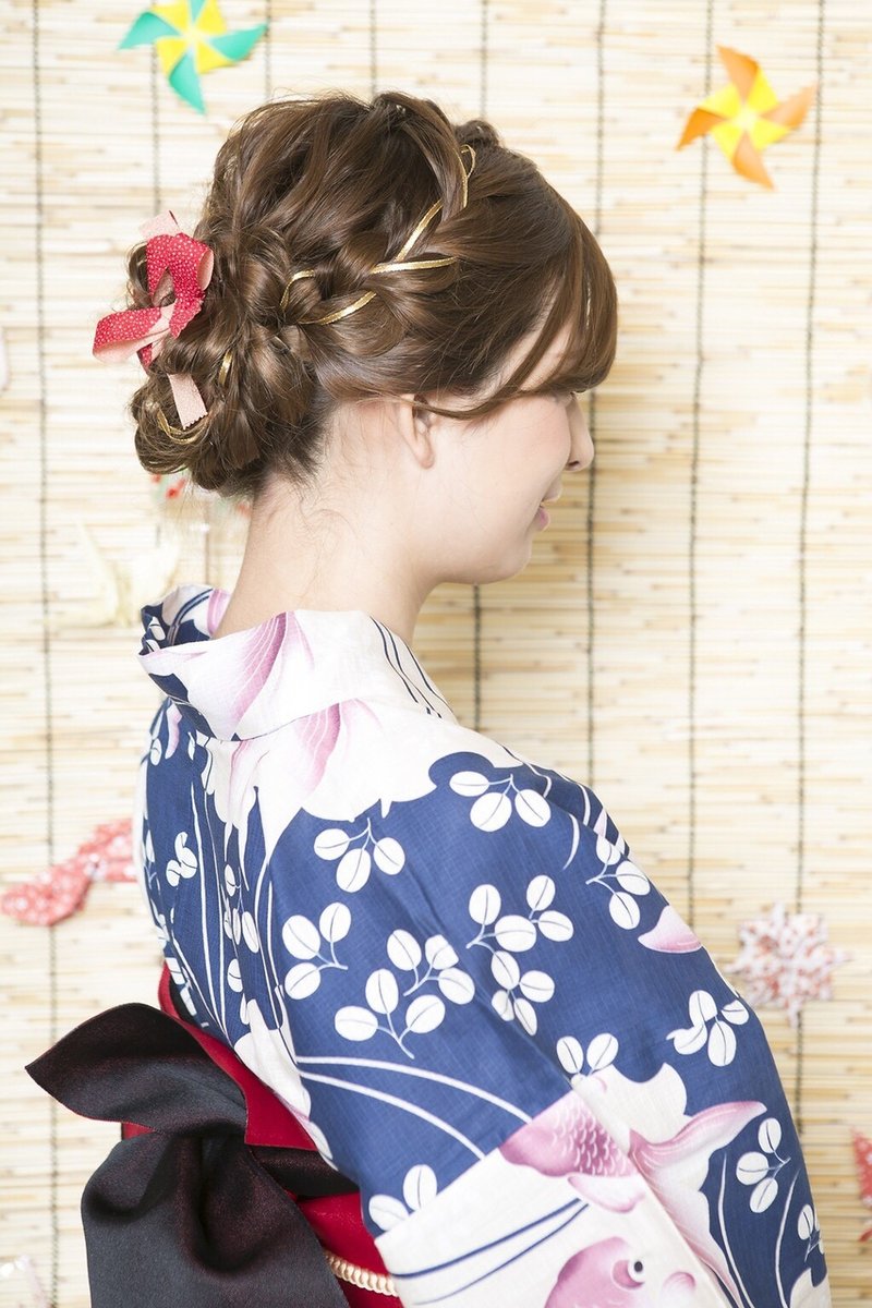 浴衣に似合うかわいいお祭りヘア特集 花火大会にもおすすめな髪型ぜんぶ見せます ホットペッパービューティーマガジン