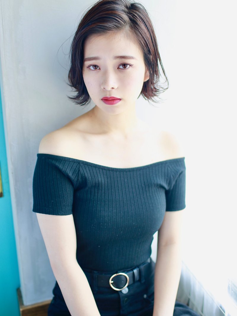 ショートヘアの似合う人って 顔型別おすすめ髪型 アレンジやファッションも ホットペッパービューティーマガジン