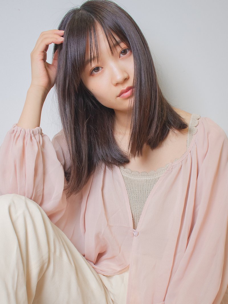 ストレートに似合う 巻かない簡単ヘアアレンジまとめ 真似したくなる垢抜けスタイル特集 ホットペッパービューティーマガジン ストレートに似合う 巻かない簡単ヘアアレンジまとめ 真似したくなる垢抜けスタイル特集 ホットペッパービューティーマガジン