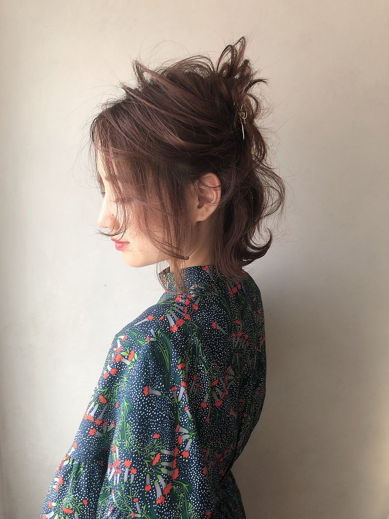 『estrela』ボブでもできる大人ハーフアップお団子ヘアアレンジ